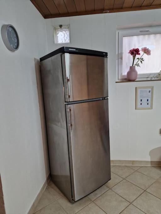 Grosszuegige Ferienwohnung 4+1 P. Büttelborn Zewnętrze zdjęcie