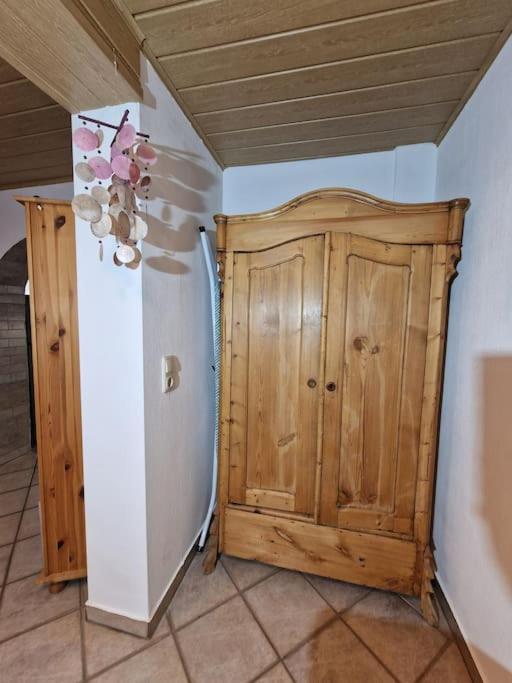 Grosszuegige Ferienwohnung 4+1 P. Büttelborn Zewnętrze zdjęcie