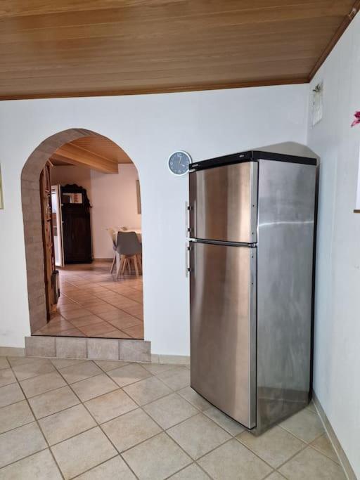 Grosszuegige Ferienwohnung 4+1 P. Büttelborn Zewnętrze zdjęcie