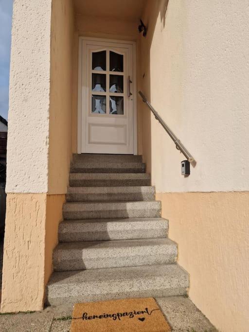 Grosszuegige Ferienwohnung 4+1 P. Büttelborn Zewnętrze zdjęcie